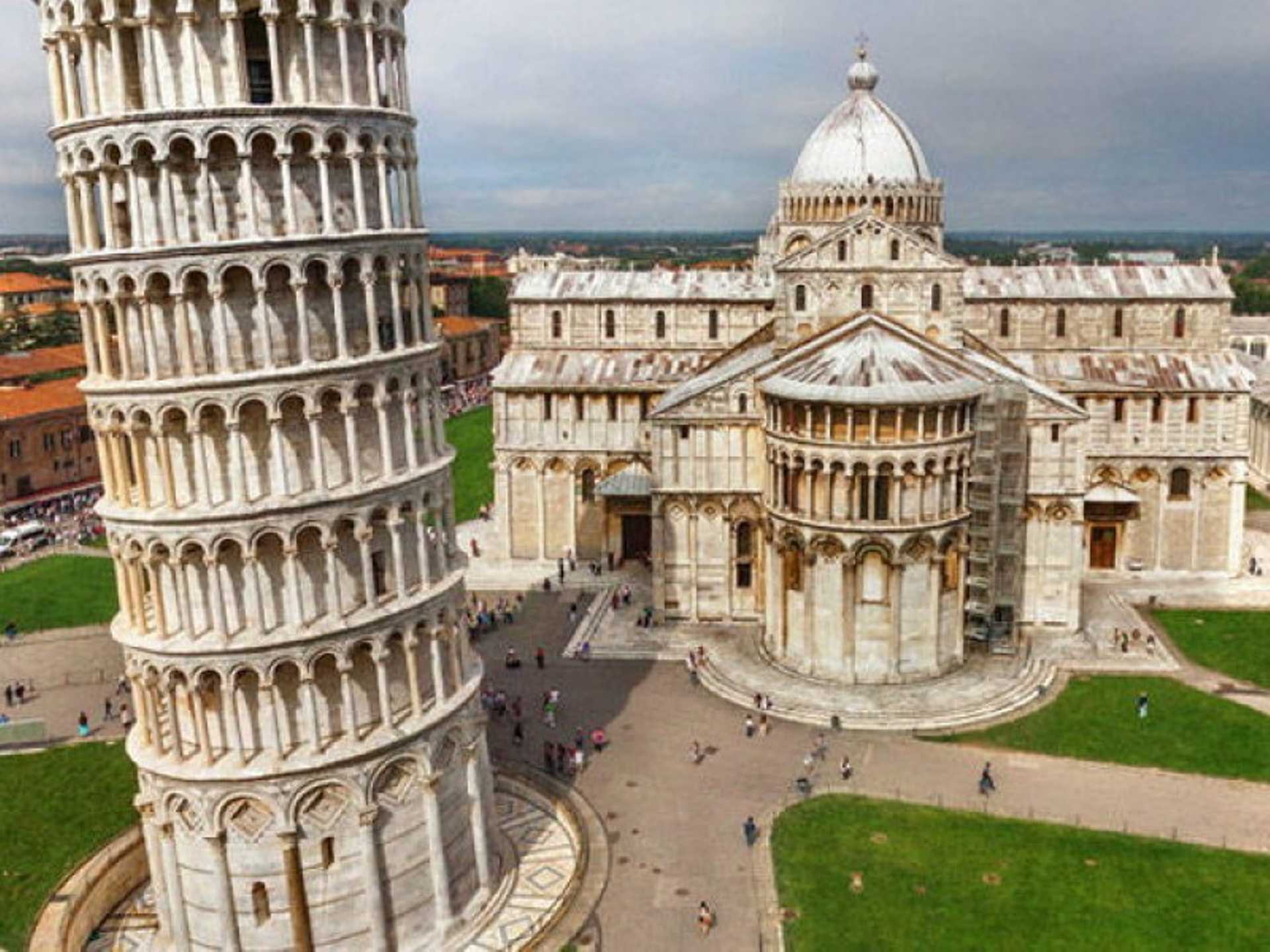 Pisa all inclusive: Baptistery, Cathedral & Tower guided tour