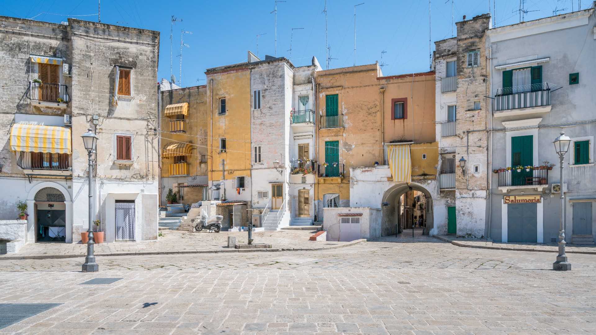 Discovery Walk in Bari: the local secrets of the Old Town