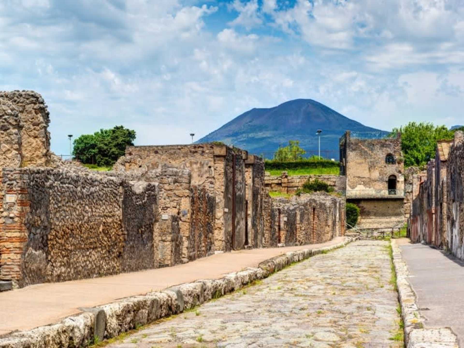 Private the Best of Pompeii Exploration