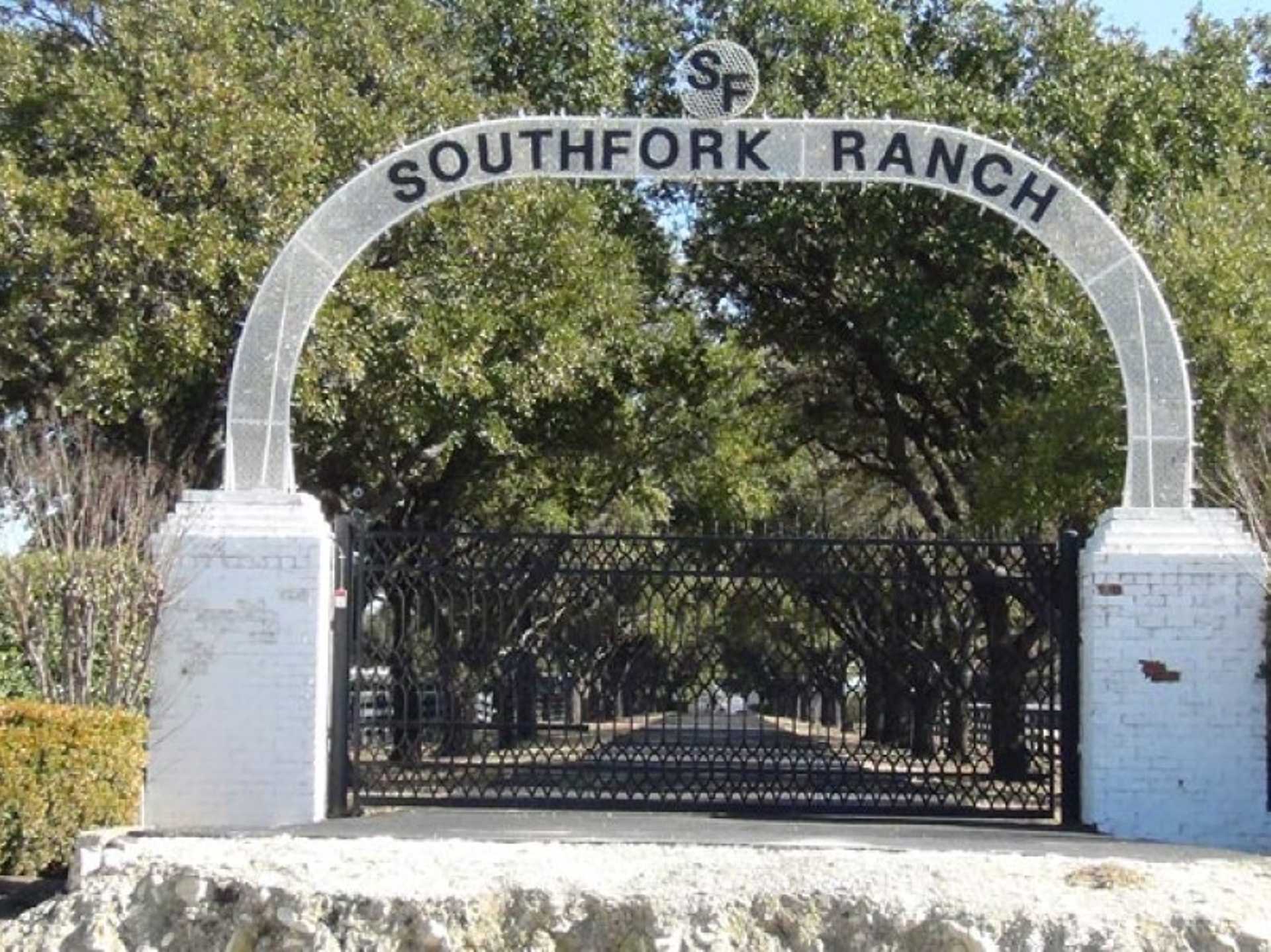 Dallas and Southfork Ranch Combination Tour