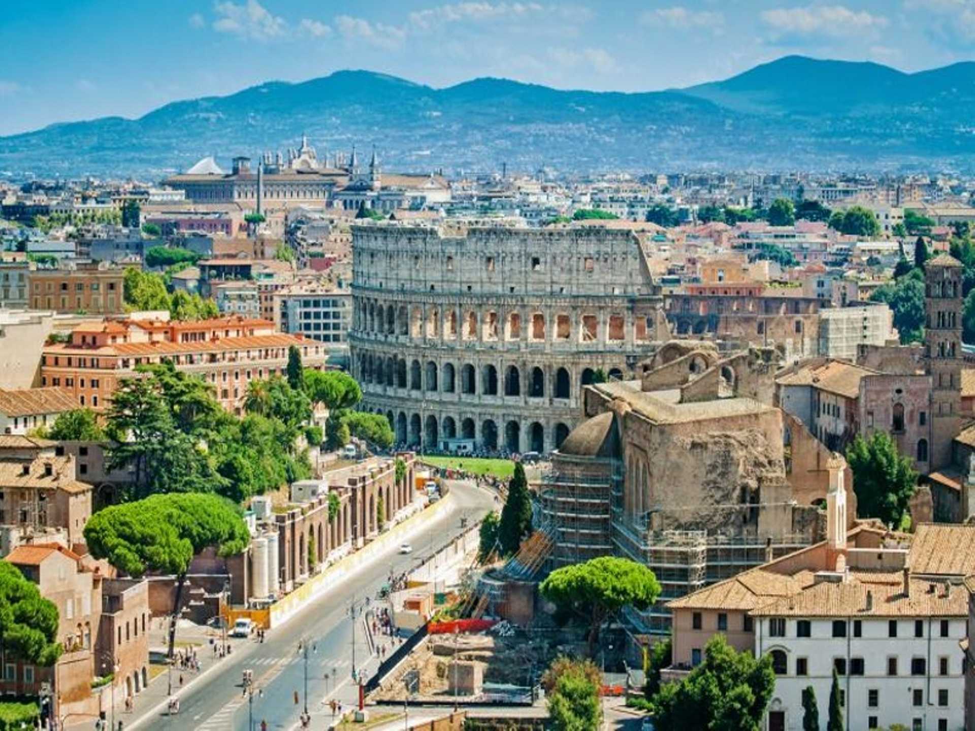 Ancient Rome Tour Colosseum, Roman Forum & Palatine Hill with Pickup