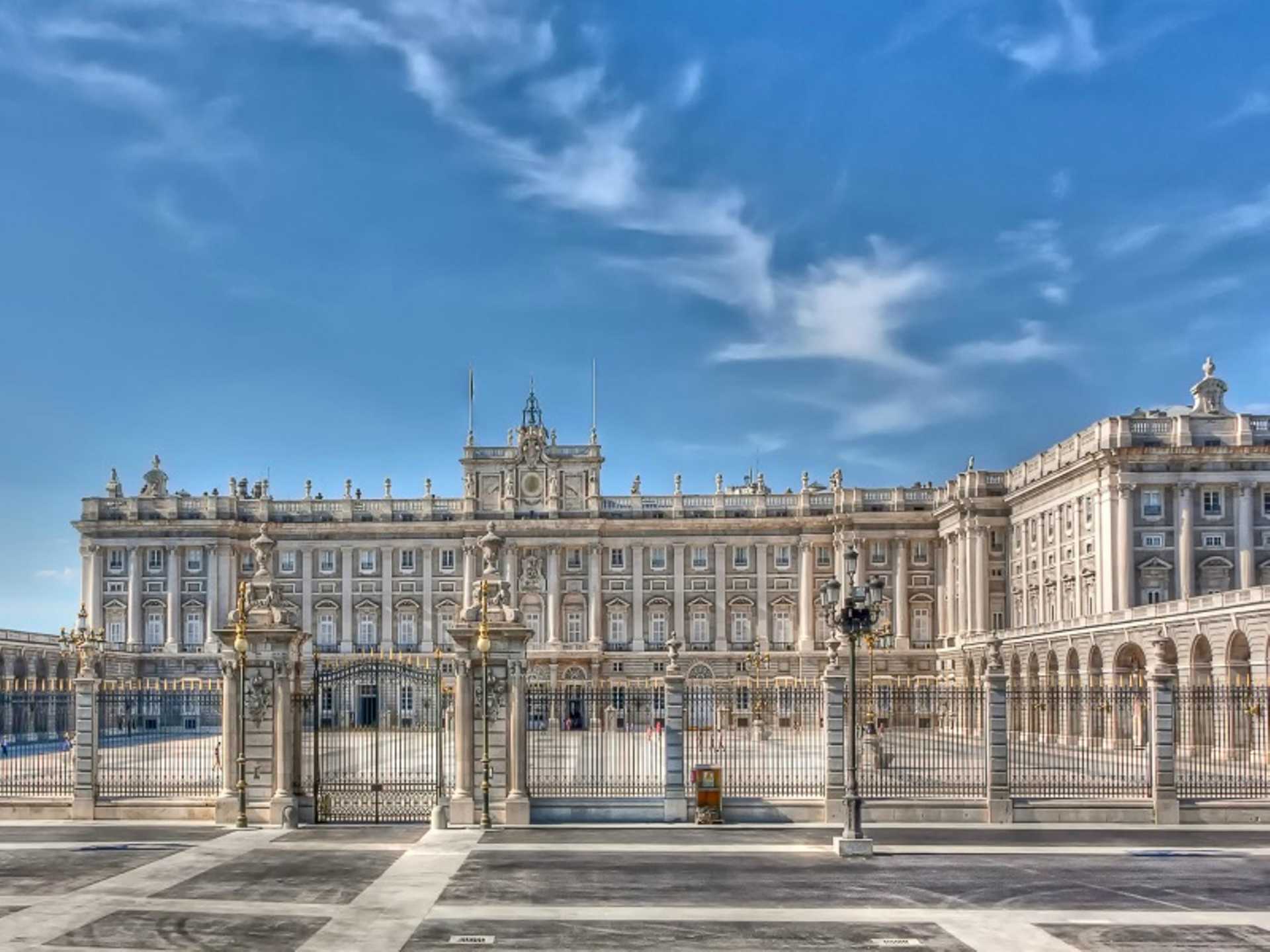 Semi Private Skip The Line Madrid Royal Palace Guided Tour