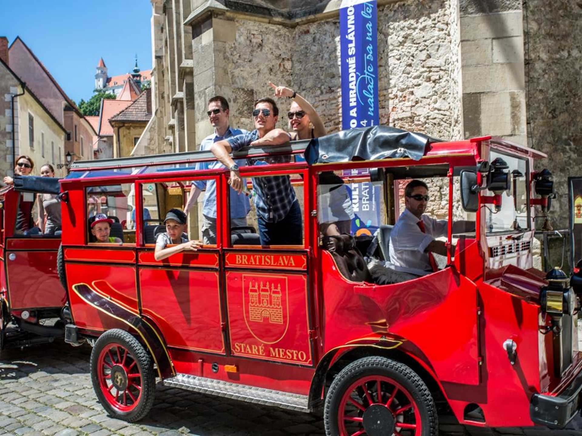 Bratislava City Tours Presporacik Oldtimer Panoramic Tour