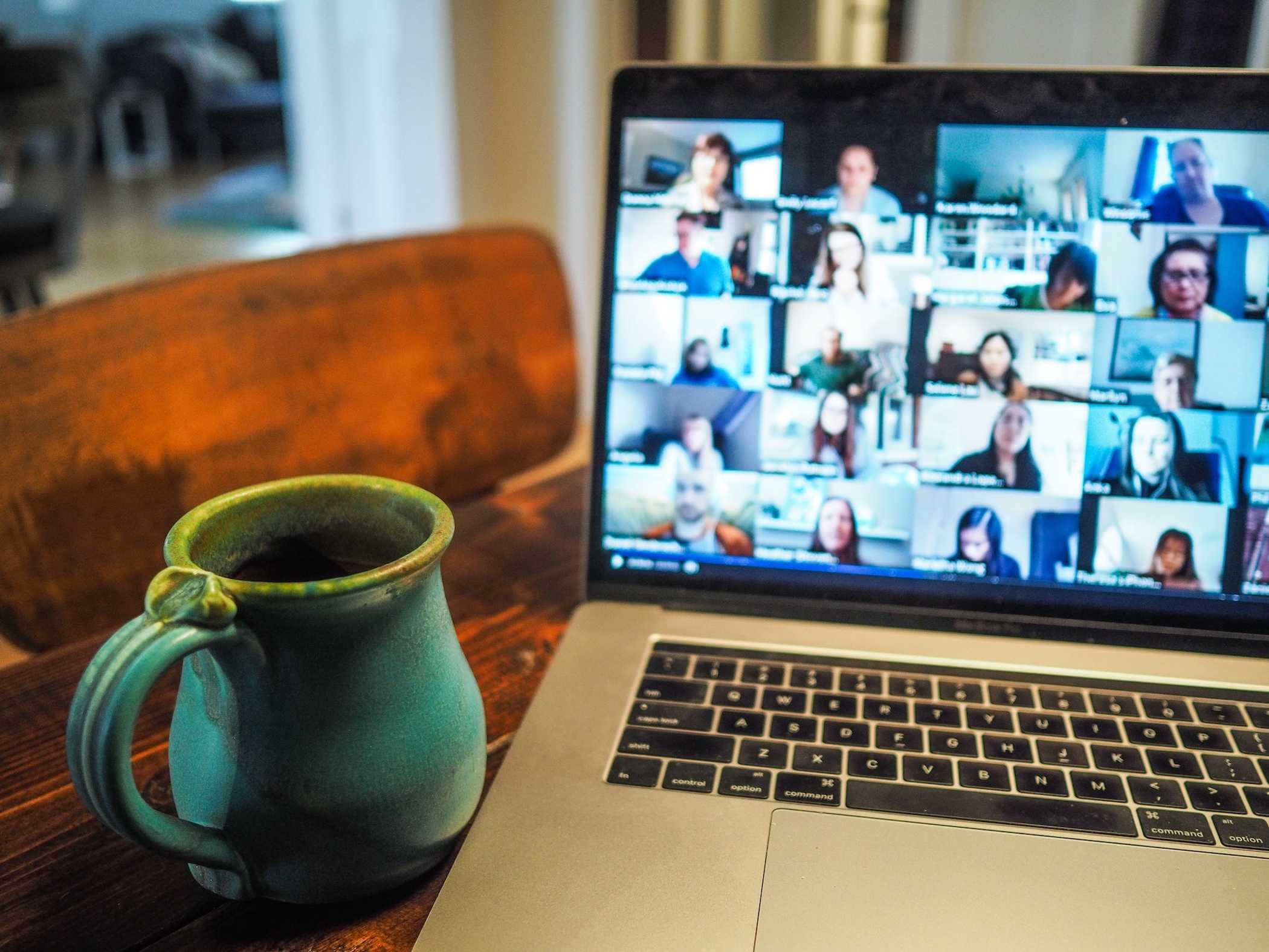 6 remote work gifts your employees will ACTUALLY want! 
