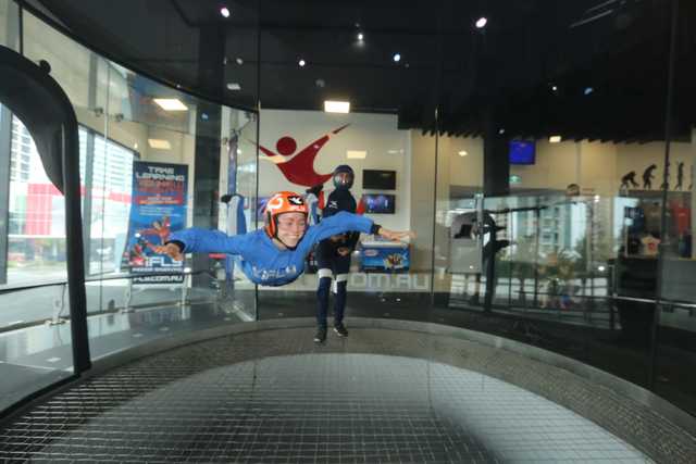 5 Reasons to Gift an iFly Indoor Skydiving Experience