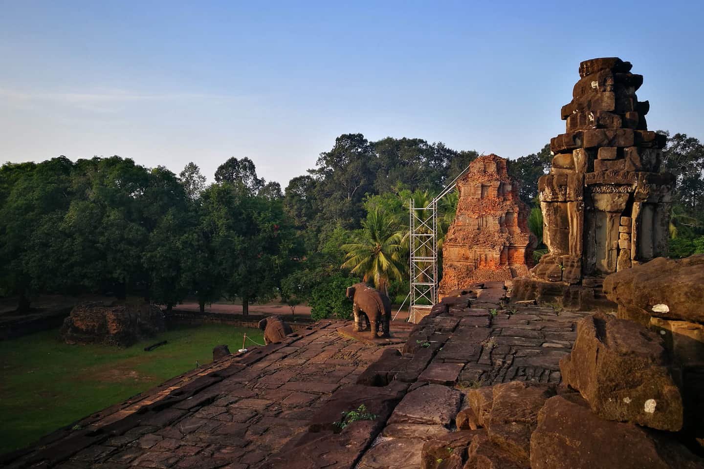 Rolous Group and Sunset Private Tour