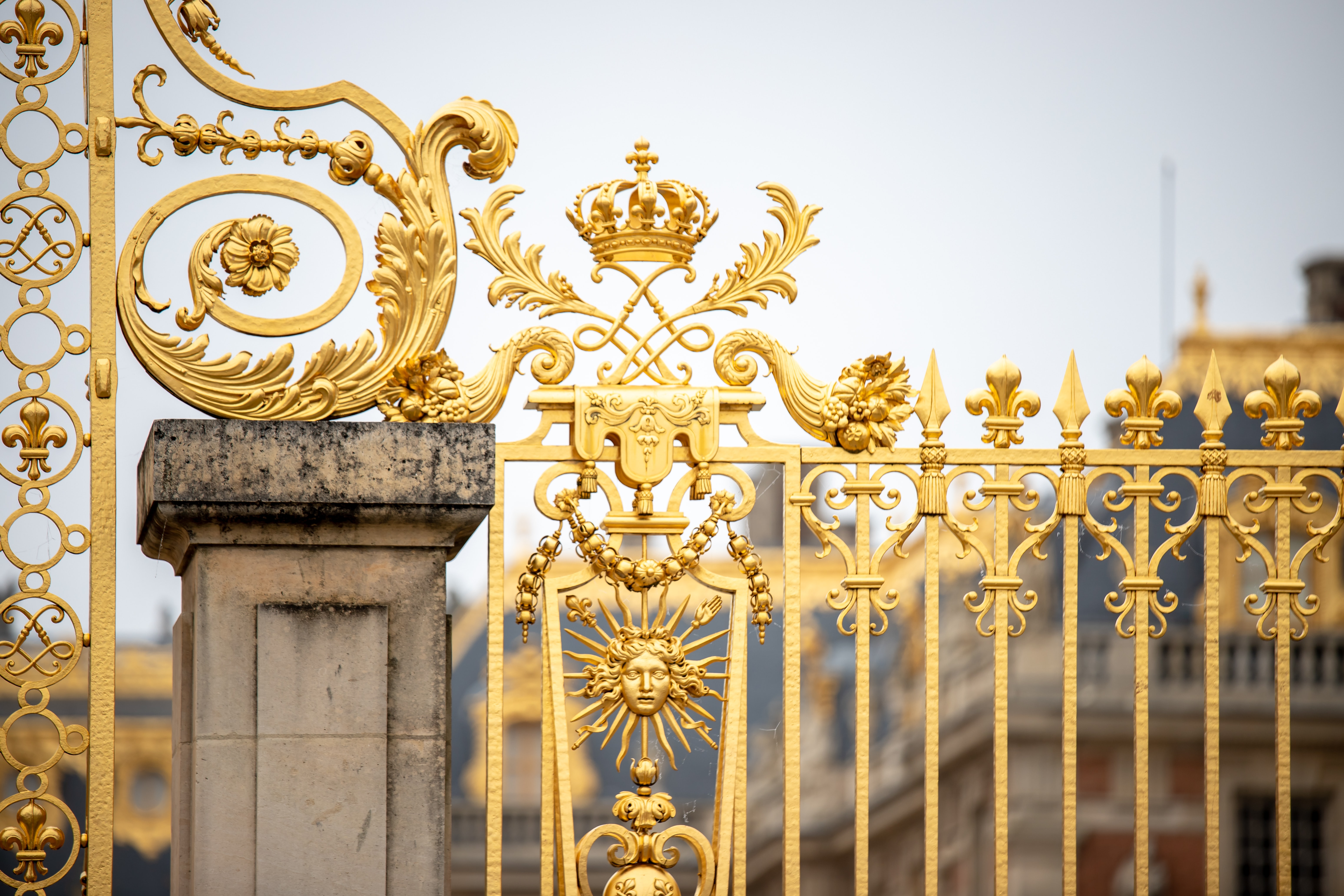 Versailles Palace & Gardens Full day guided tour, Shared, maximum 20, with the Domain of Marie-Antoinette, Gourmet Lunch & Fountain Show, from Paris